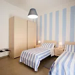 E - Rent And Le Nel Corso - Adults Only