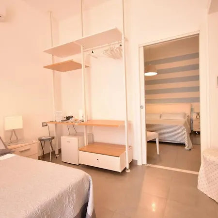E - Rent And Le Nel Corso - Adults Only 2*