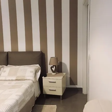 Πανσιόν E - Rent And Le Nel Corso - Adults Only Λα Σπέτσια