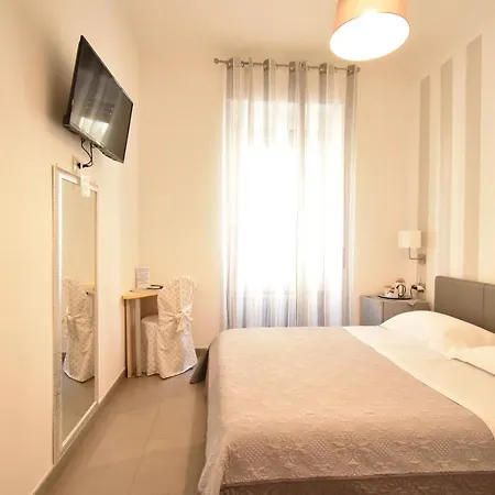 E - Rent And Le Nel Corso - Adults Only Vendégház La Spezia