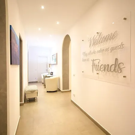 Πανσιόν E - Rent And Le Nel Corso - Adults Only 4*