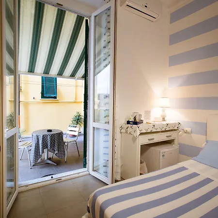 E - Rent And Le Nel Corso - Adults Only 4* Ла-Спеція