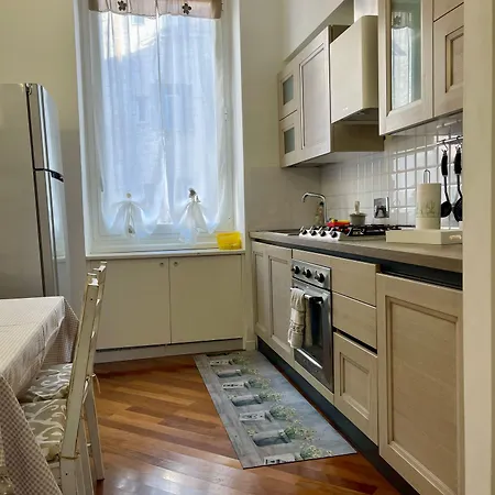 Гостьовий будинок E - Rent And Le Nel Corso - Adults Only