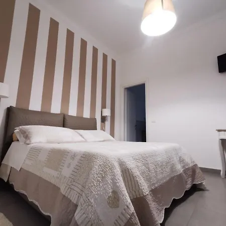 E - Rent And Le Nel Corso - Adults Only Vendégház