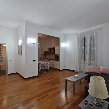 E - Rent And Le Nel Corso - Adults Only La Spezia
