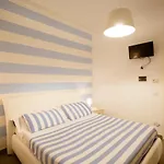 Gæstehus E - Rent And Le Nel Corso - Adults Only