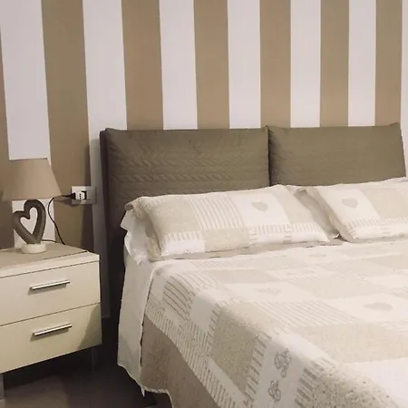 Гостьовий будинок E - Rent And Le Nel Corso - Adults Only