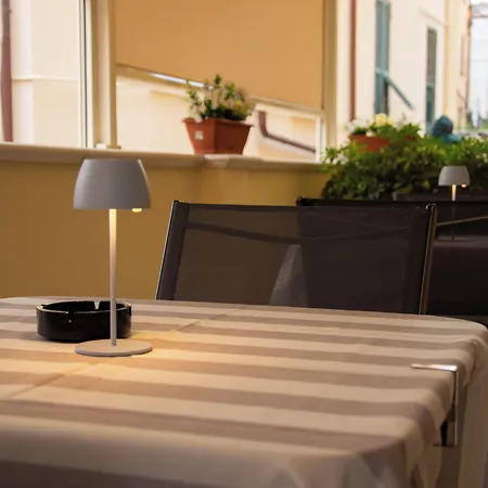 E - Rent And Le Nel Corso - Adults Only Гостьовий будинок 4*