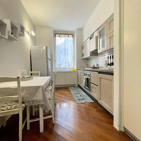 E - Rent And Le Nel Corso - Adults Only Гостьовий будинок 4*