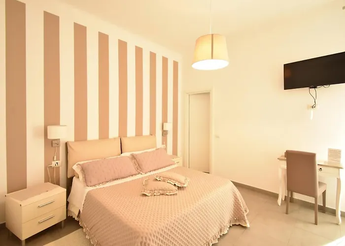 E - Rent And Le Nel Corso - Adults Only 4*