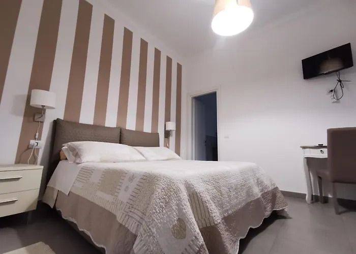 E - Rent And Le Nel Corso - Adults Only ゲストハウス